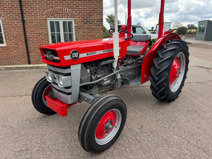 รถแทรกเตอร์ Massey Ferguson MF 130 ราคาถูก รถแทรกเตอร์ดีเซลสำหรับการเกษตร  พร้อมอุปกรณ์ 3 จุด  ขาย - Product Image 1