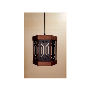 Ensemble de 2 lanternes bougeoirs modernes en bois naturel pour décoration de Noël avec caractéristiques saisonnières de tous les jours - Product Image 1