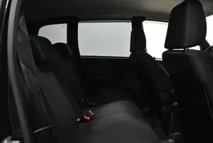Niva Travel I 2023 (VAZ) - Faible kilométrage, moteur silencieux, transmission automatique, toit ouvrant panoramique, phares LED - Product Image 6
