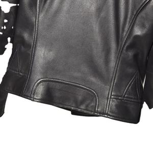 Chaqueta de Motocicleta de Invierno para Mujer, de Cuero Genuino, Bordada y Acolchada, Corte Ajustado, Estilo Biker - Product Image 5