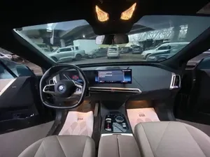 NEAT 2023, iX xDrive40 I (I20), ไมล์น้อย เกียร์อัตโนมัติ หลังคาพาโนรามา ไฟ LED ไฟเดย์ไลท์ LED - Product Image 4