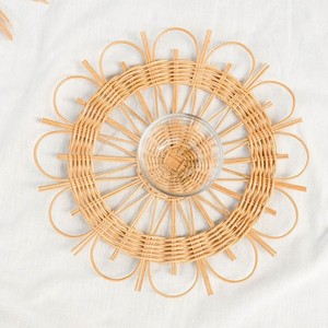 Handbraided Woven <b>Wicker</b> Plate Chargers for Wedding Party Event Wholesale Brown Rattan Plate Chargers - Product Image 1
