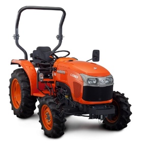 Tractor Agrícola Diésel Kubota L1361 4WD Optimizado, Maquinaria Agrícola Compacta con Cargador Frontal para Cultivo y Trabajos Utilitarios - Product Image 2
