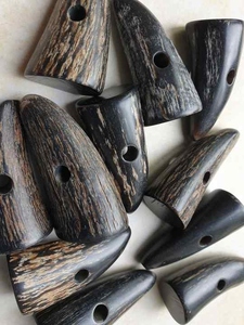 Auténticos juegos de palanca de cuerno de búfalo para cierres de chaqueta Ecológico y elegante y pulido Botón de cuerno hecho a mano para prendas - Product Image 4