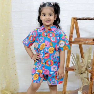 Conjunto de moda para niños y niñas, conjunto de camisa y pantalones cortos de verano con estampado colorido, mezcla de algodón transpirable - Product Image 1