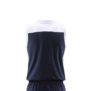 Ensemble de maillots et shorts d'entraînement sans manches en tissu polyester maillé, couleur unie, très vendu, uniforme de basket-ball 2 pièces pour homme - Product Image 6