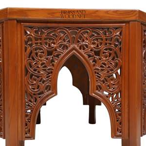Table basse octogonale marocaine de luxe avec incrustations en bois artisanales complexes et détails sculptés décoratifs - Product Image 3