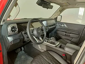 2025 300 I Bajo Kilometraje Motor en Buen Estado Transmisión Automática Techo Solar Panorámico Faros LED - Product Image 2