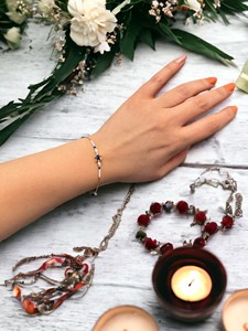 Pulsera Enrollable de Acero Inoxidable con Circonitas DAFNI BIG PAZAR - Exquisito Regalo Hecho a Mano para el Día de la Madre y del Padre - Product Image 5