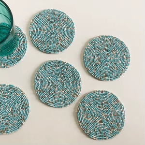 Juego de posavasos con cuentas multicolor clásico 4 diseños diferentes Decoración de mesa bordada ecológica - Product Image 3