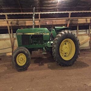 Compre John Deere 2550 Calidad Premium Garantizada Compre hoy y aproveche la entrega rápida - Product Image 2