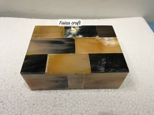 Ensemble de 2 boîtes à bijoux en corne naturelle faites à la main, boîtes uniques en MDF artisanales avec un aspect élégant, décoration de maison écologique - Product Image 4