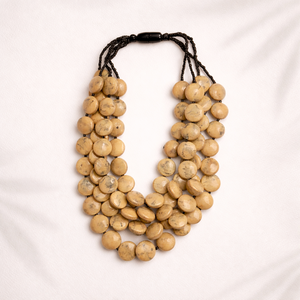 Collar llamativo de varias hebras de piedra natural - Product Image 1