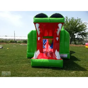Grand toboggan gonflable en forme de crocodile pour parc d'attractions - Product Image 1