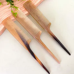 หวีเขาควายเป็นมิตรต่อสิ่งแวดล้อมทำด้วยมือมีเอกลักษณ์ไม่เหมือนใครส่วนขยายของผมธรรมชาติแกะสลักรูปสัตว์ออกแบบโลโก้ได้ตามต้องการสินค้าเป็นของที่ระลึก - Product Image 2