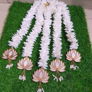 Nouvelles guirlandes tendance en fleurs blanches et en acrylique, guirlandes artificielles de jasmin avec lotus suspendu pour la décoration de mariage et de fête - Product Image 5