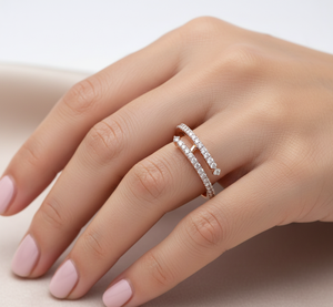 แหวนเพชรสองแถวสีโรสโกลด์แบบกำหนดเองสำหรับงานแต่งงานและงานหมั้น - Product Image 4