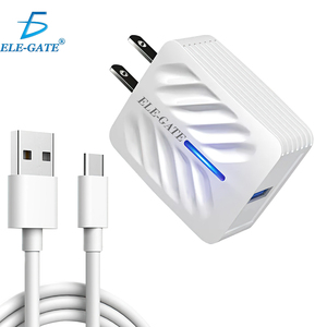 Caricabatterie QC3.0 a ricarica rapida per cellulari e auricolari con cavo Type-C, uscita 5V3A, compatibile con prese JP, EU, US - Product Image 1