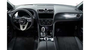 รถเบนท์ไลกา วี8 เอเอวดับเบิลยูดี พอร์ฟอร์แมนซ์ เอสยูวี ปี 2025 มือสอง - Product Image 2