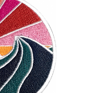 Service OEM, patch brodé en tissu sergé, prix bas, patchs et badges, fabrication personnalisée de logo et de design, patch brodé - Product Image 4