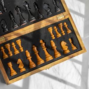 Jeu d'échecs de voyage pliable avec rangement, plateau en bois à carreaux rouges ou noirs, 16-35 cm, vente en gros - Product Image 4