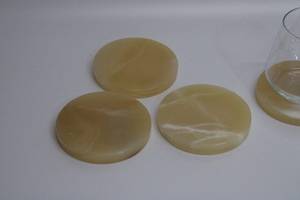 Sous-verres en pierre d'agate naturelle polie Tampons de boisson en tranche de cristal pour la maison élégante, le bureau et la décoration de table de luxe - Product Image 6