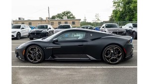 Auto Usado Certificado LHD/RHD, Maserati MC20 Coupé RWD 2024 - Product Image 3