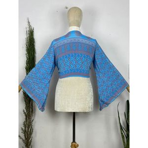 Blusa Hippie Bohemio de Manga Larga para Mujer con Motivo Intrincado de Flores Coloridas, Diosa de Fantasía, Seda de Cachemira Exótica con Lazo Delantero - Product Image 2