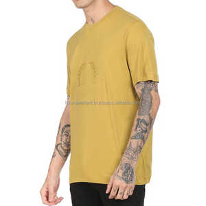 Camiseta en relieve de moda con logotipo personalizado de alta calidad 100% algodón cuello redondo ropa de calle ropa informal Premium hombres camiseta en relieve personalizada - Product Image 4