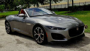 PARFAITEMENT UTILISÉ 2021 Ja-guar F-TYPE - Product Image 5