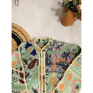 Veste en cuir matelassée réversible vintage pour femme, avec logo personnalisé, pour le printemps et l'automne, coupe courte - Product Image 4