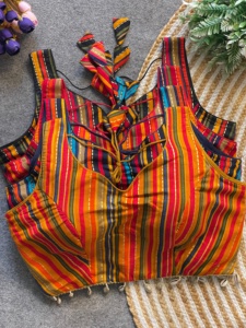 Blusa de moda con cuello en V Manga larga Bordado tejido Algodón de rayón puro Trabajo con patrón sabyasachi y patrón abierto en la espalda - Product Image 6