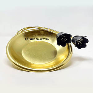 Fabricant de gros bol attaché à de grandes fleurs artisanales avec finition dorée utilisé pour la décoration d'ustensiles de cuisine de table - Product Image 1