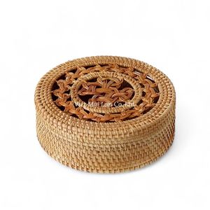 Caja de Almacenamiento de Ratán Hecha a Mano Ecológica, Tejida con Fibra Natural para Soluciones de Organización del Hogar Sostenibles - Product Image 1