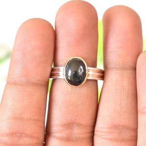 Anillo de Banda Vintage de Oro de 18K y Plata de Ley 925 con Zafiro Negro Ovalado para Bodas, Aniversarios, Compromisos, Fiestas, Excelente Regalo - Product Image 5