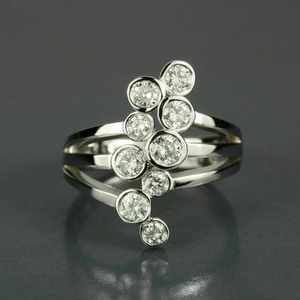 Bague de fiançailles en moissanite ronde à facettes, sertie de 9 pierres, bague cocktail, argent 925, triple rangée, cadeau de mariage, bague de luxe pour femmes - Product Image 1