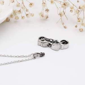 Colgante de plata para cremación de motocicleta para cenizas, collar conmemorativo de acero inoxidable, urna para cenizas, recuerdo para hombres y mujeres, urna de tamaño personalizado - Product Image 3