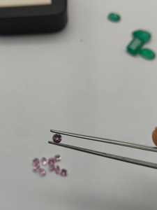 อัญมณีหลวมๆทรงกลม3.5มม. พลอยสีชมพูเซลลอนธรรมชาติขายส่งมีจำนวนมาก - Product Image 4