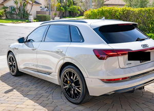 Audi E-tron Quattro Chronos Edition 2022 Usado en Excelentes Condiciones (Volante a la Izquierda/Derecha) - Product Image 4