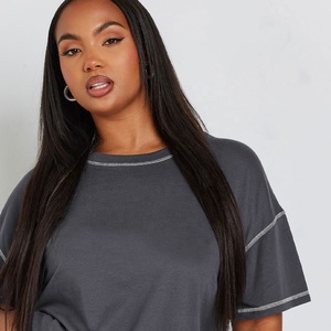 Camiseta Casual de Cuello Redondo para Mujer, Manga Corta, Tela Suave, Corte Holgado, Uso Diario, Fabricante de Ropa Personalizada al por Mayor - Product Image 4