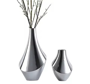 Jarrón de Metal de latón rústico, decorativo hecho a mano para soporte de flores decoración del hogar, mesa elegante y acento de estilo de entrada - Product Image 5