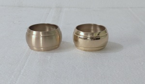 Servilletero de latón fundido de alta calidad Diseño único con acabado brillante y mate para fiestas y uso en la Mesa - Product Image 6