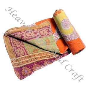 Colchas Kantha Mughal 100% Algodón Vintage con Estampado Kantha Mughal, Mantas Indias Reversibles Cosidas a Mano, Mantas Pesadas de Sari Antiguo - Product Image 5