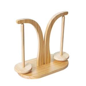 Soporte para hilo de ganchillo, dispensador de hilo de madera portátil de moda Beige para tejer y herramientas de nociones de ganchillo - Product Image 5