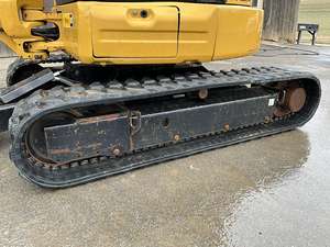 Miniexcavadora CAT 304E2 CR 2021, nueva y usada, con retroexcavadora y cargador, motor diésel de 88 HP, tracción en las 4 ruedas, a precio económico. - Product Image 2