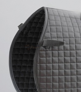 Manta de Silla de Montar Inglesa Cómoda, Transpirable, Acolchada, de Algodón Suave y Duradero, Equipo de Equitación, Mantas de Silla de Montar Inglesas Personalizadas - Product Image 3