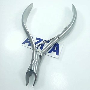 กรรไกรตัดหนังสแตนเลสพร้อมสปริงเดี่ยวเพื่อการดูแลเล็บที่แม่นยำ ทนทาน คม และใช้งานง่ายสำหรับการทำเล็บ - Product Image 3