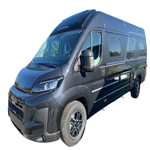 Camping-car noir 4-6 personnes, une chambre avec réfrigérateur et lit, norme d'émission Euro 6 - Product Image 1