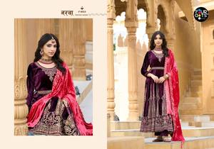 Venta al por mayor Neeta Creation Heavy Viscose Velvet Lentejuelas Trabajo Anarkali Trajes Hasta el suelo Sin arrugas Salwar Kameez Mangas completas - Product Image 5