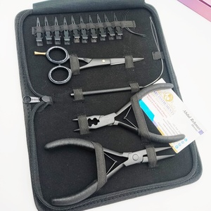 Kit de Herramientas para Extensiones de Cabello con Pinzas de 2 Orificios en Negro Mate, con Fuerte Sujeción, Tijeras de Acero Inoxidable, Lazos con Agujas y Clips - Product Image 4